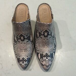 Able Rojas Snakeskin Leather Heeled Mule Size 10 M